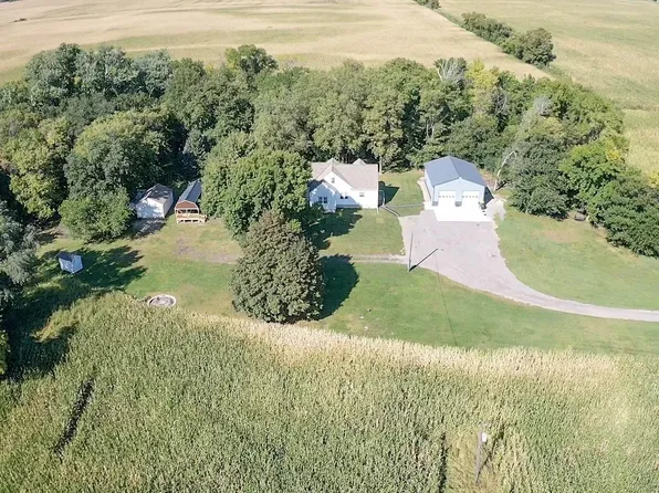 1110 180th Ave SE, Blomkest, MN 56216