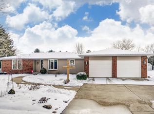 11736 Stellhorn Rd, New Haven, IN 46774