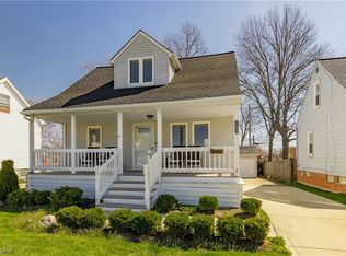 1603 Roselawn Rd, Mayfield Heights, OH 44124
