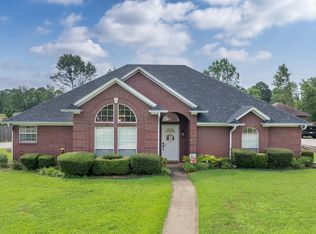 1016 Brown Dr, Wake Village, TX 75501