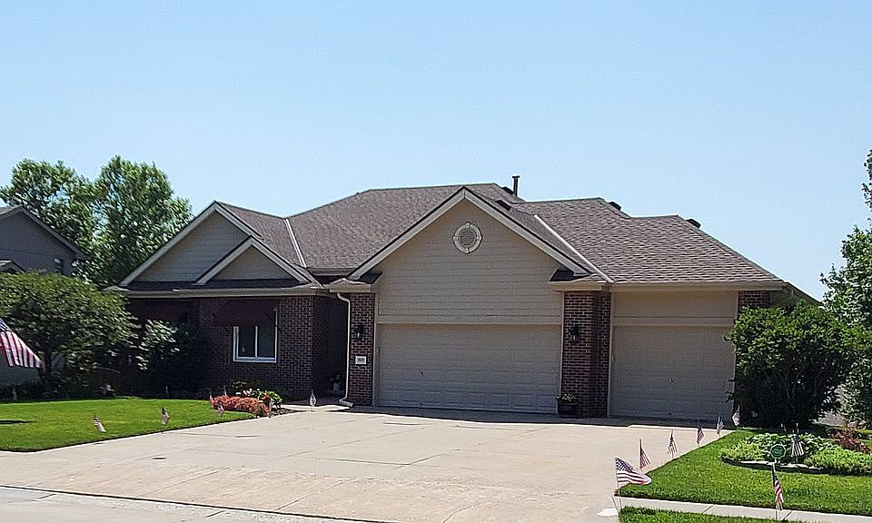 1st image of 3840 N 209th St