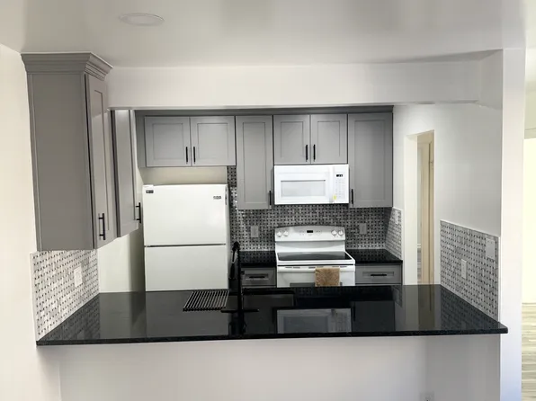 4228 Conway Ct, Virginia Beach, VA 23453