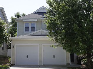 4030 Remington Oaks Cir, Cary, NC 27519