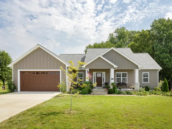 100 Cart Path Way, Loretto, TN 38469