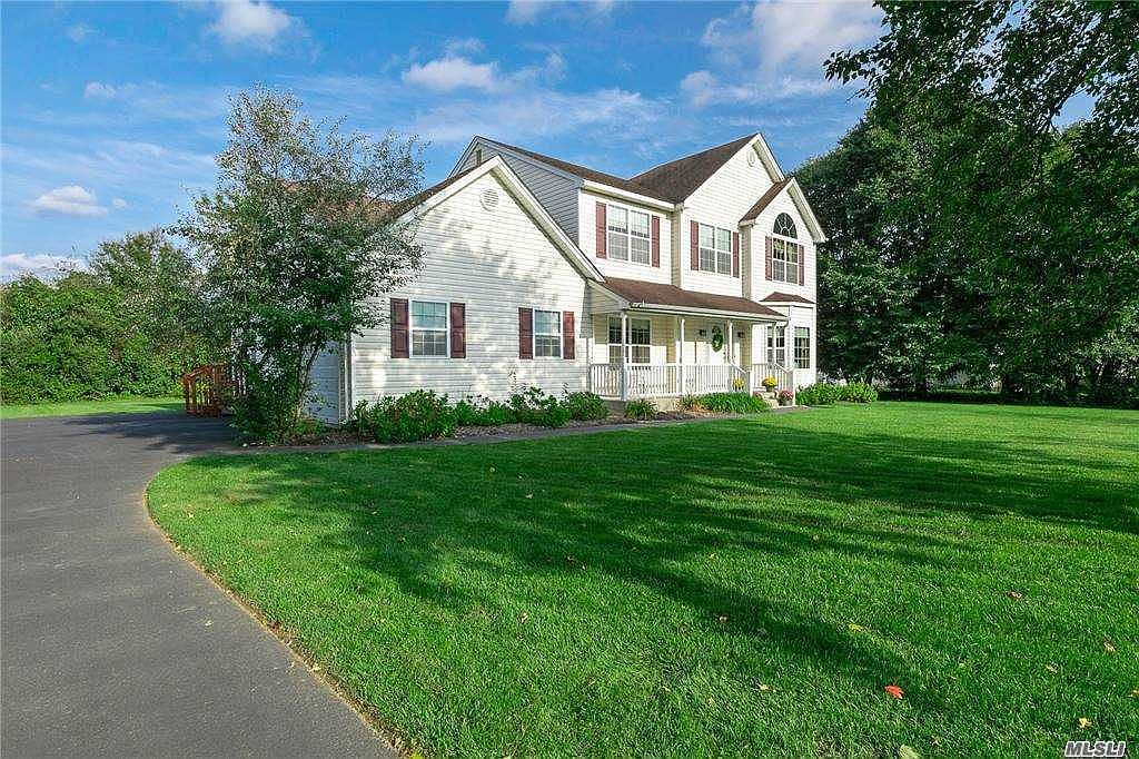 3 Barberry Lane, Center Moriches, NY 11934 Zillow