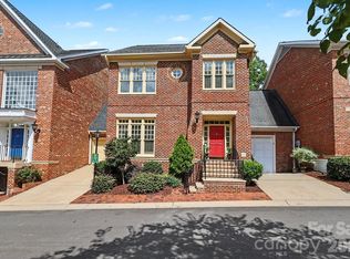 1120 Dilworth Crescent Row, Charlotte, NC 28203