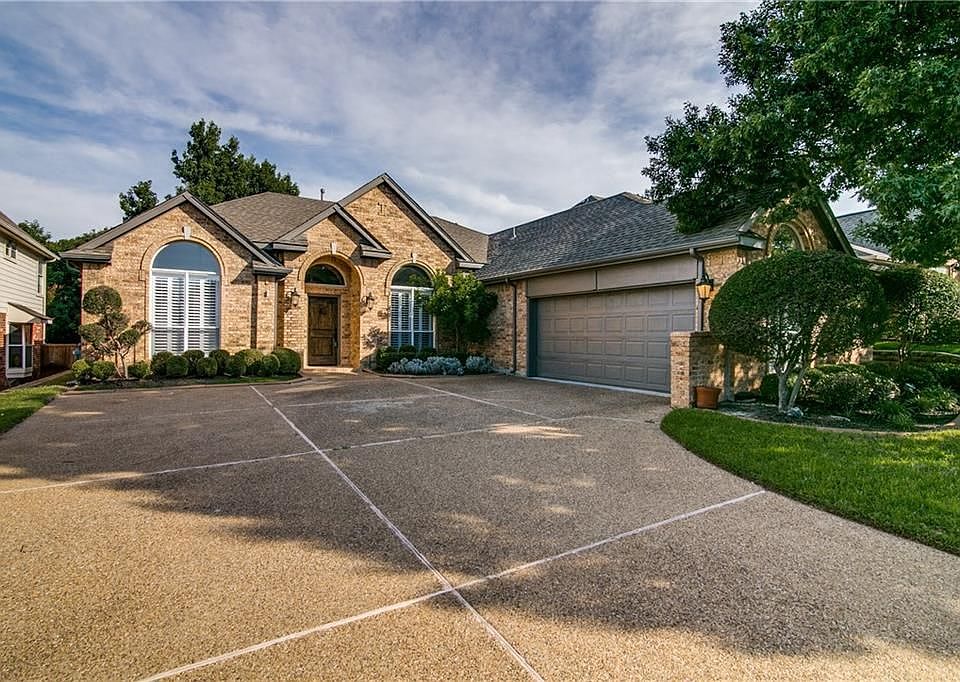 1st image of 119 Freedom Ct