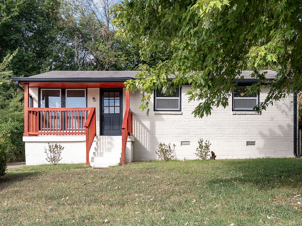 1st image of 3217 Crowe Dr