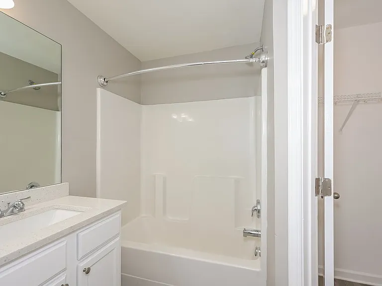 643 Nonsuch Way — Photo 13