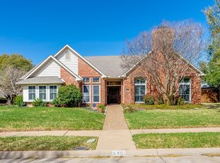 6901 April Way Cir, Plano, TX 75023