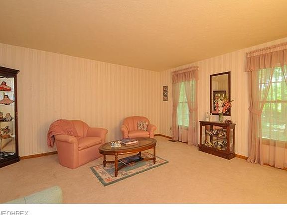 2nd image of 11285 Stoneledge Dr