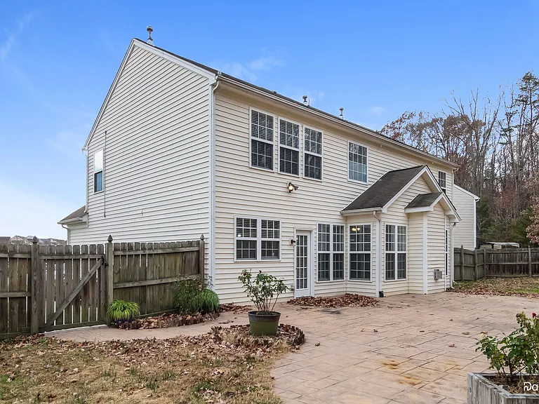4583 Fairport Ct — Photo 15
