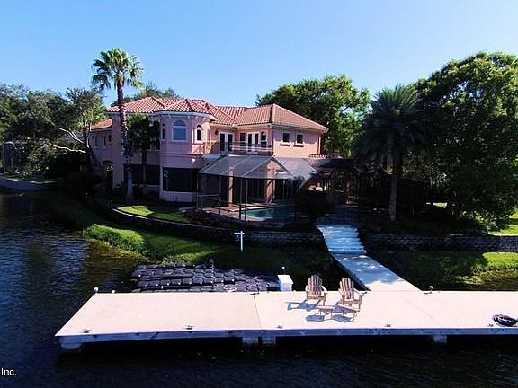 4th image of 13751 Club Cove Dr