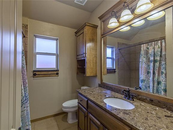 5th image of 15209 Pleasant Cove Ln