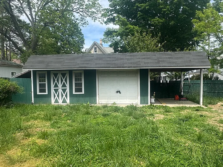 101 W Camden Wyoming Ave — Photo 2