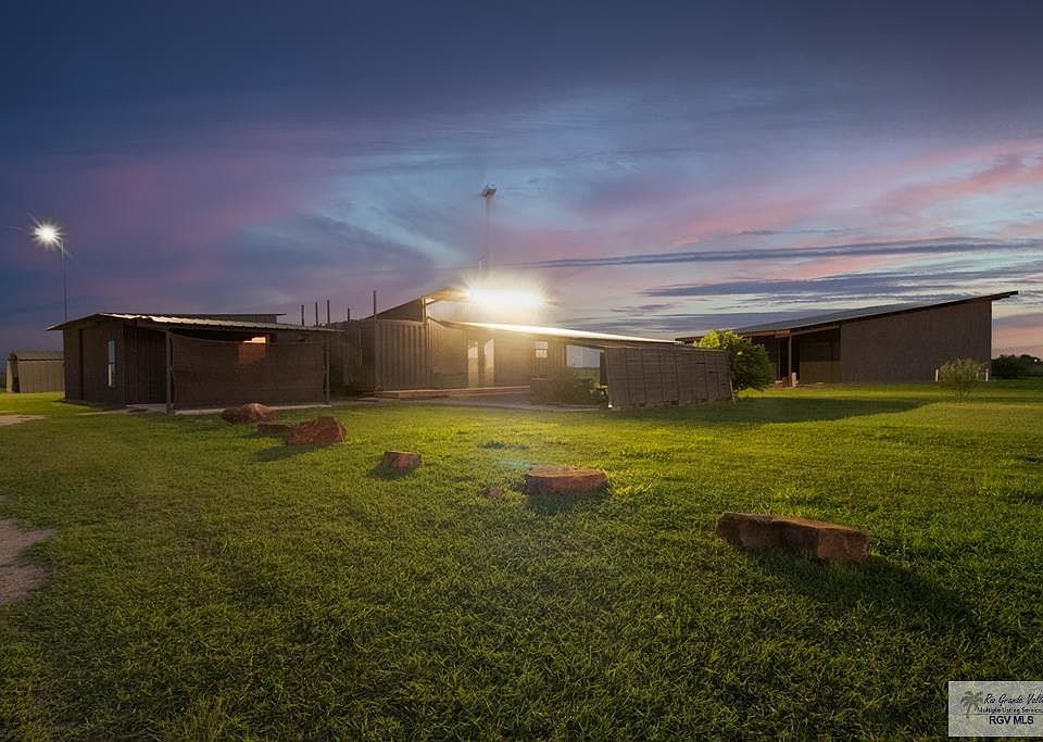 1st image of 19522 Centerline Rd