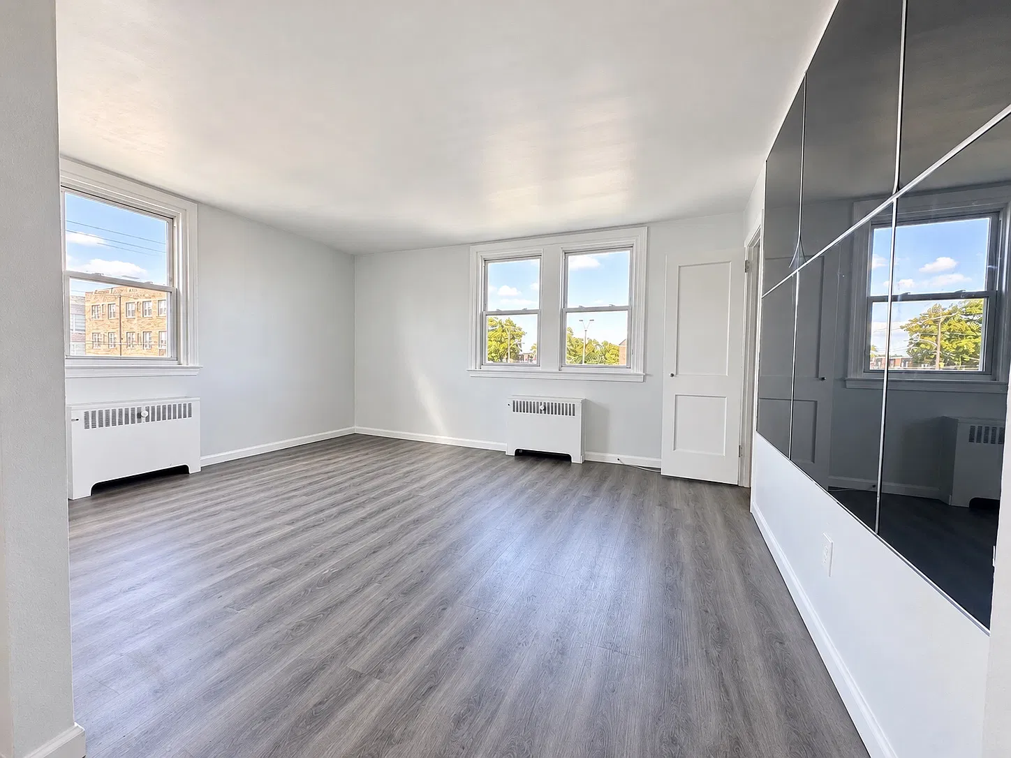 2 bed, 900 sqft, $1,250 — Photo 4