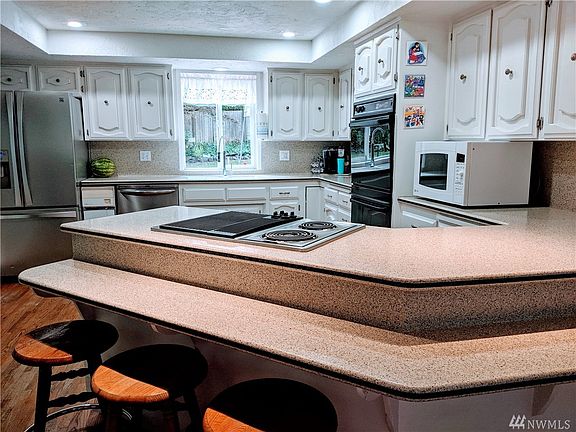 4th image of 6402 Sierra Dr SE