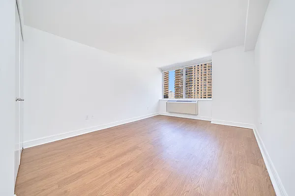 Rented by Living New York | media 17