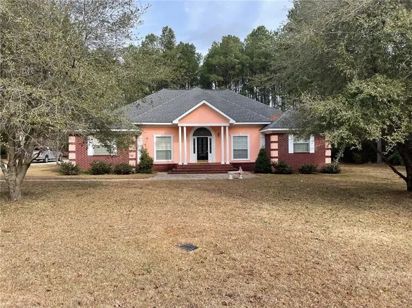 11046 Byron Ct E, Semmes, AL 36575