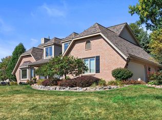 3324 Foxwood Rd, Racine, WI 53405