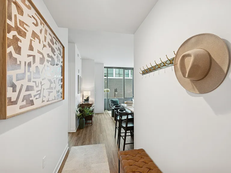 ReNew Oak Park — Photo 11