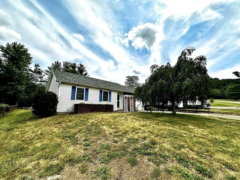 1st image of 110 Copperfield Dr