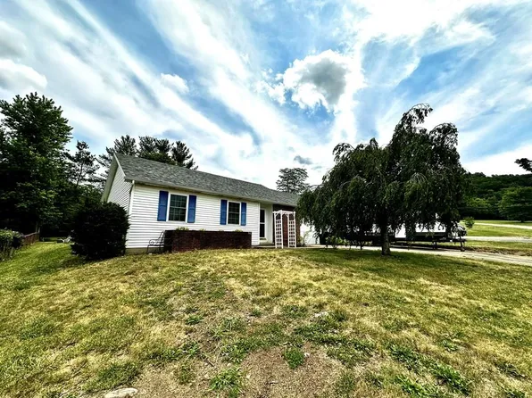 110 Copperfield Dr, Chillicothe, OH 45601