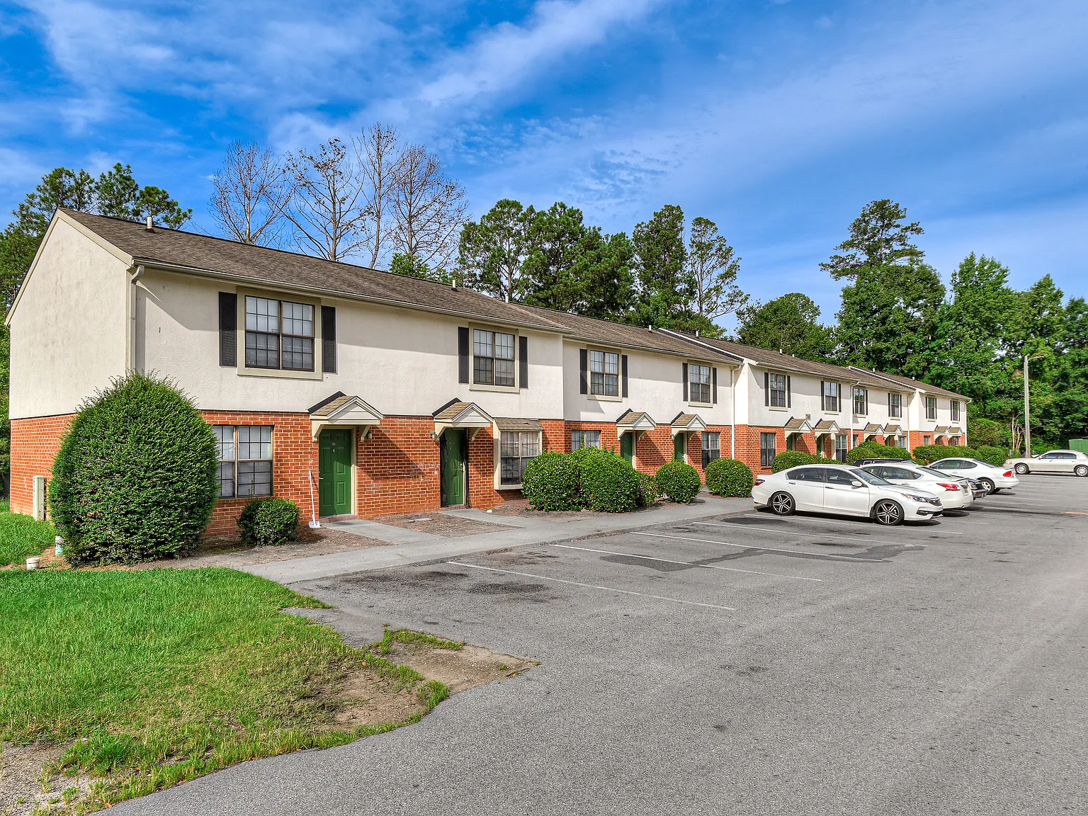Thomson Villas — Photo 1