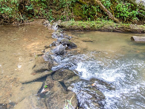 3rd image of 416 Mill Stone Mountain Ln