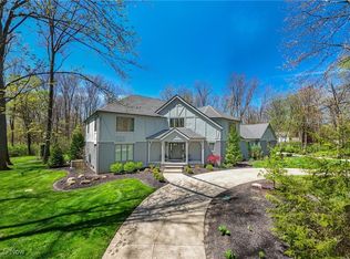 1800 Chartley Rd, Gates Mills, OH 44040