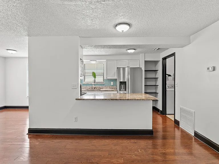 12419 Hidden Brook Dr — Photo 6