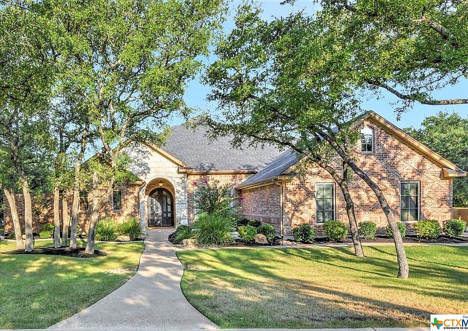 1st image of 16 Lago Verde Ln