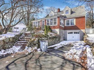 15 Giles Pl, Monroe, NY 10950