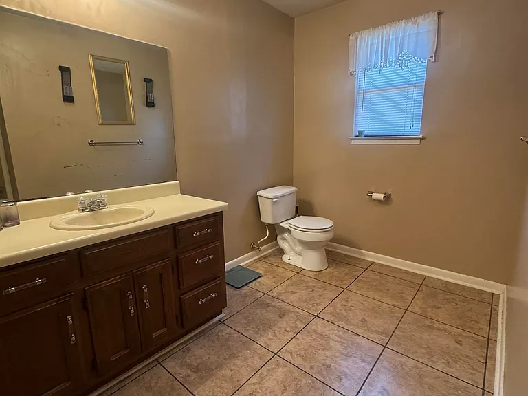 117 Water Oak Ct — Photo 28