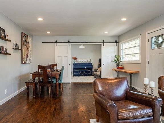 4th image of 2020 Lewis Ave