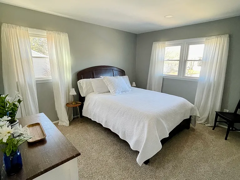 Bunker Hill Dr — Photo 16