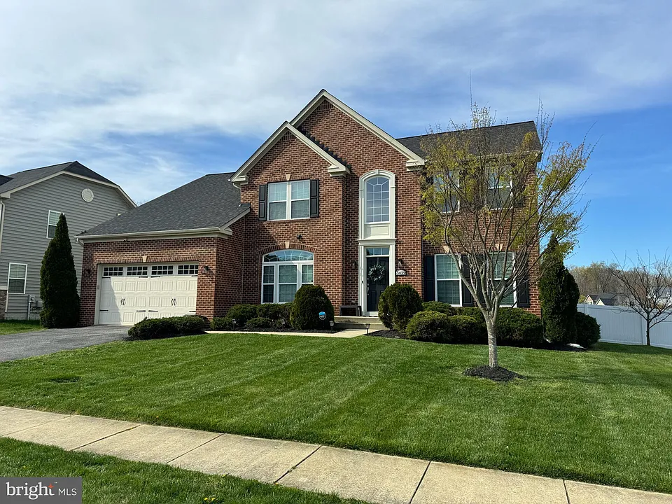 3429 Linden Grove Dr