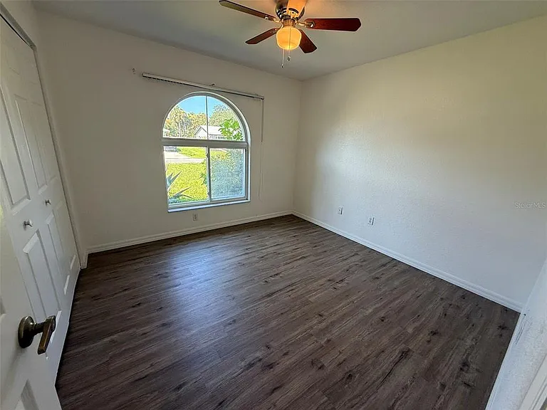 4054 Allure Ln — Photo 18