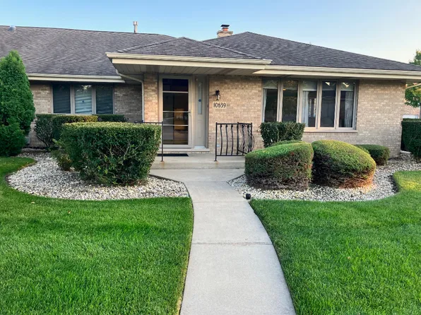 10639 Eagle Ridge Dr, Orland Park, IL 60467
