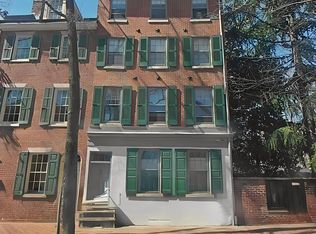 330 S 4th St, Philadelphia, PA 19106