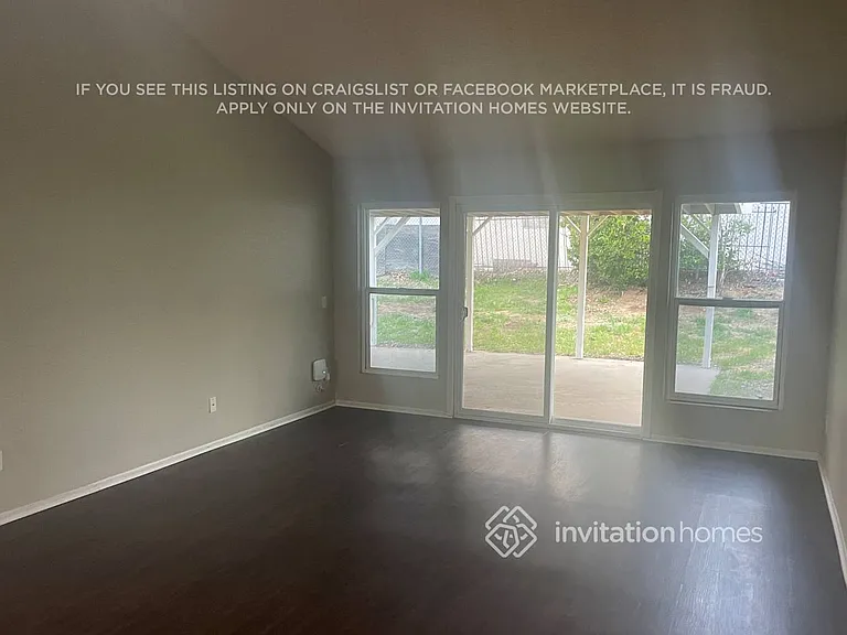 5794 N East St — Photo 4