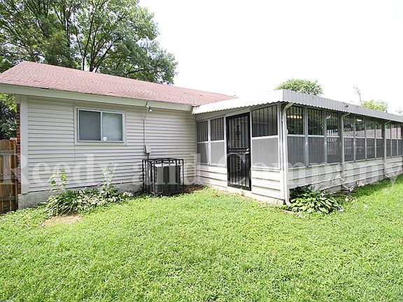 5th image of 3760 Saint Elmo Ave