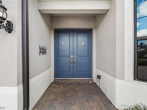 4th image of 17526 Elkgrove Ln