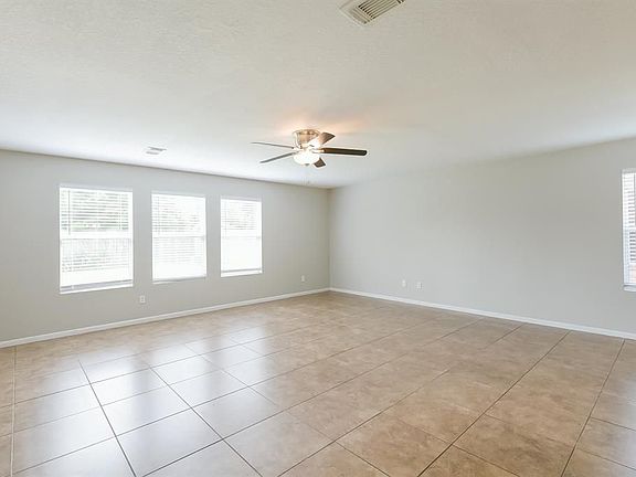 5th image of 20807 Fox Cliff Ln