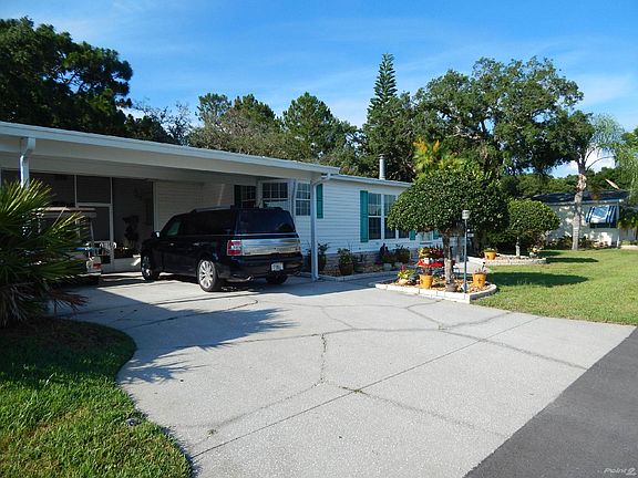 double driveway/covered carport