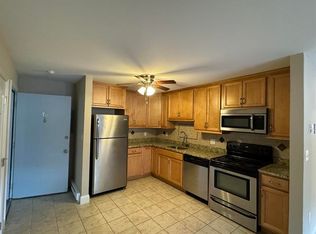 76F Constitution Dr #F, Londonderry, NH 03053