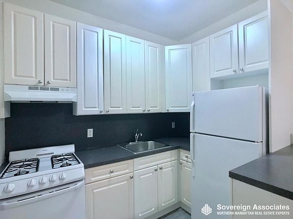 4th image of 750 9th Ave APT 1R