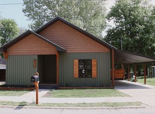 317 N 4th St, Paragould, AR 72450