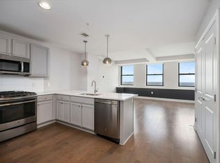 50 W Broad St #3004, Columbus, OH 43215